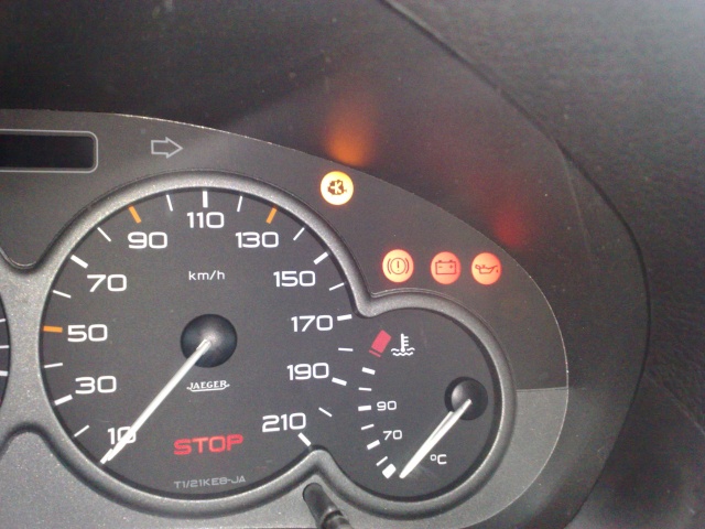 Temoin autodiagnostic moteur 206