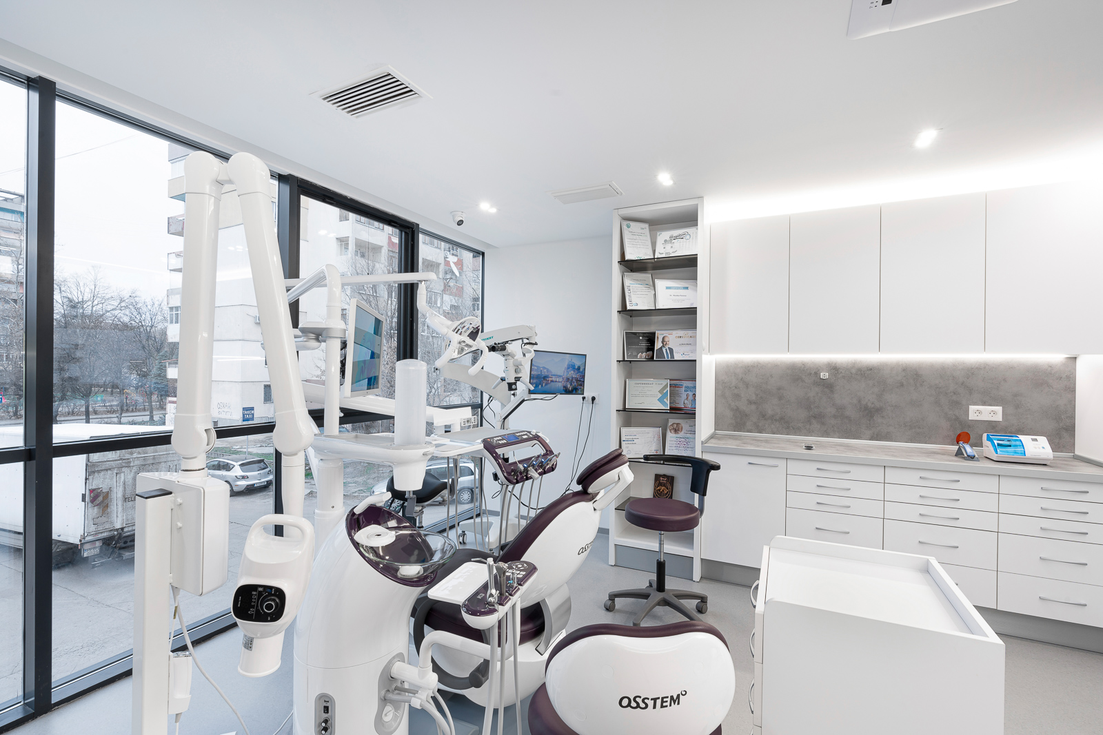SLAVOV DENTAL CENTER